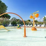 אתר קמפינג Domaine D'anghione Castellare-di-Casinca