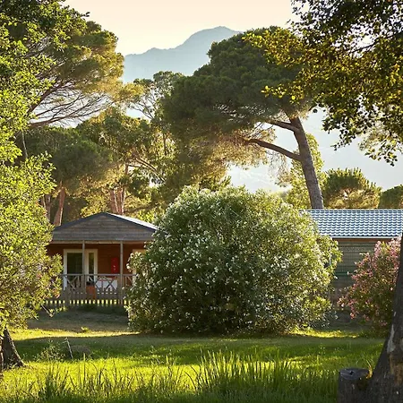 Domaine D'anghione مكان تخييم *